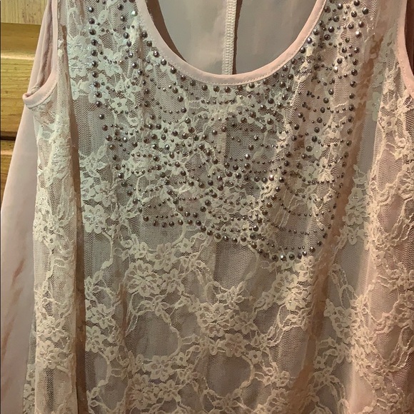 Light pink Beaded/ floral Tank top blouse - Picture 5 of 6